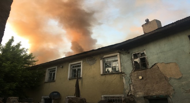Erzurum’da yangın 